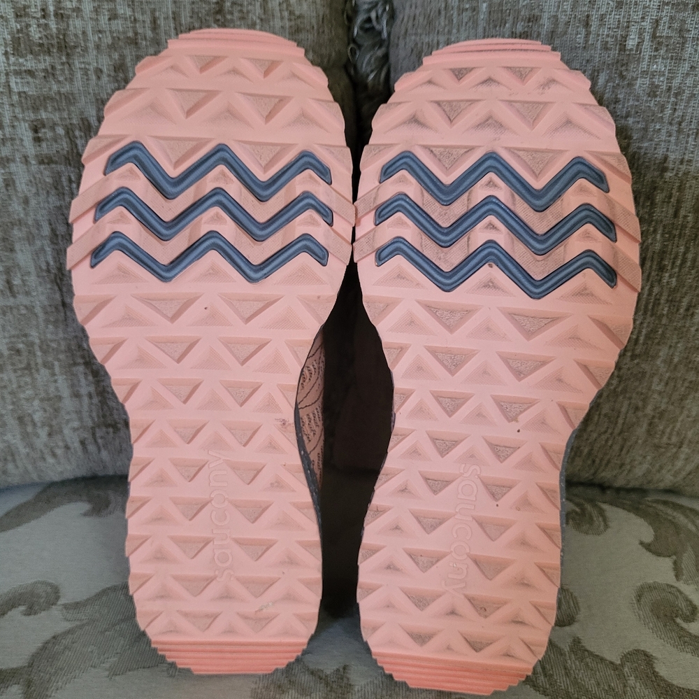 Women's Saucony Versafoam Shift Running Shoes - Picture 11 of 12